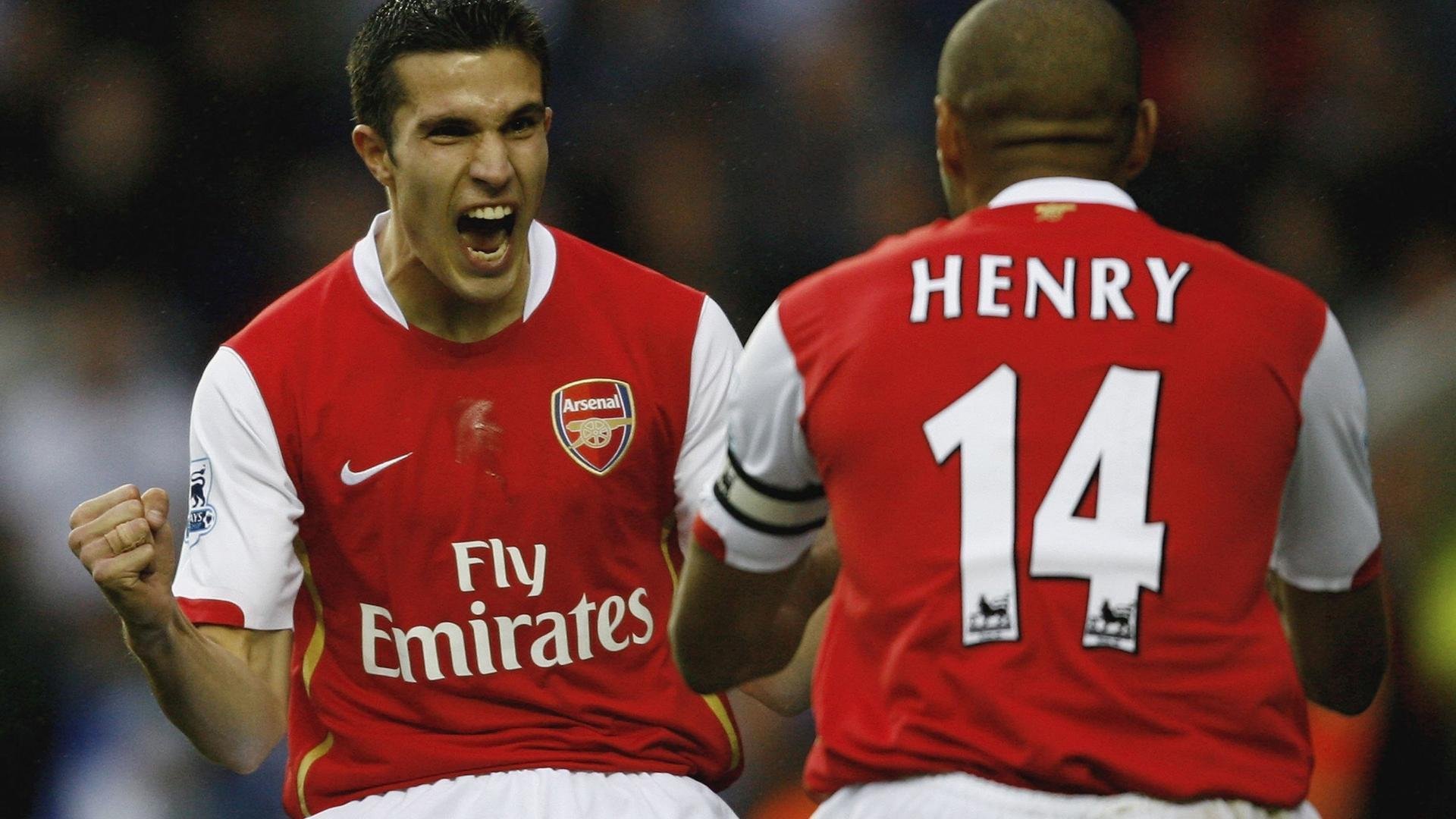 黄沙之上，星辰为证，黄喜灿欧冠封神与足球新秩序的亚洲黎明