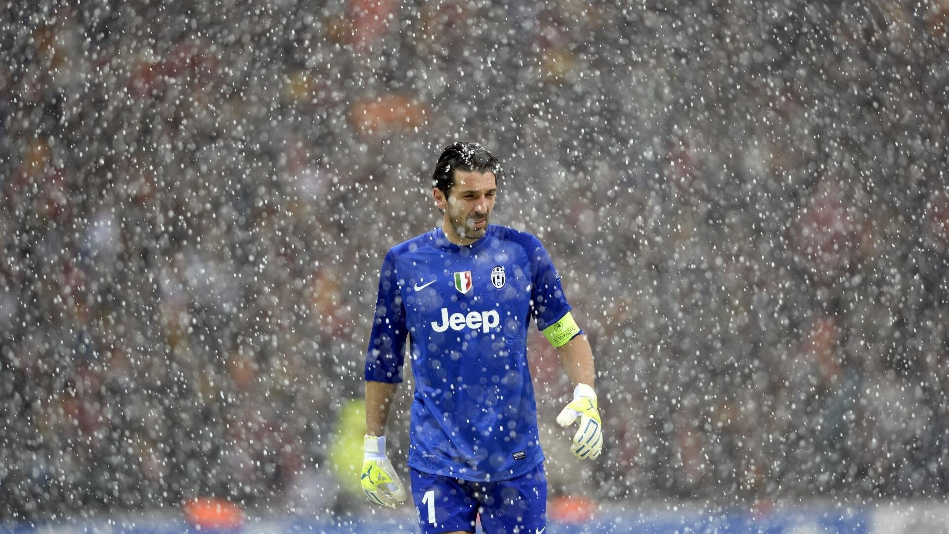 阿尔瓦雷斯点燃赛场,葡萄牙险胜波兰背后的战术博弈与英雄时刻