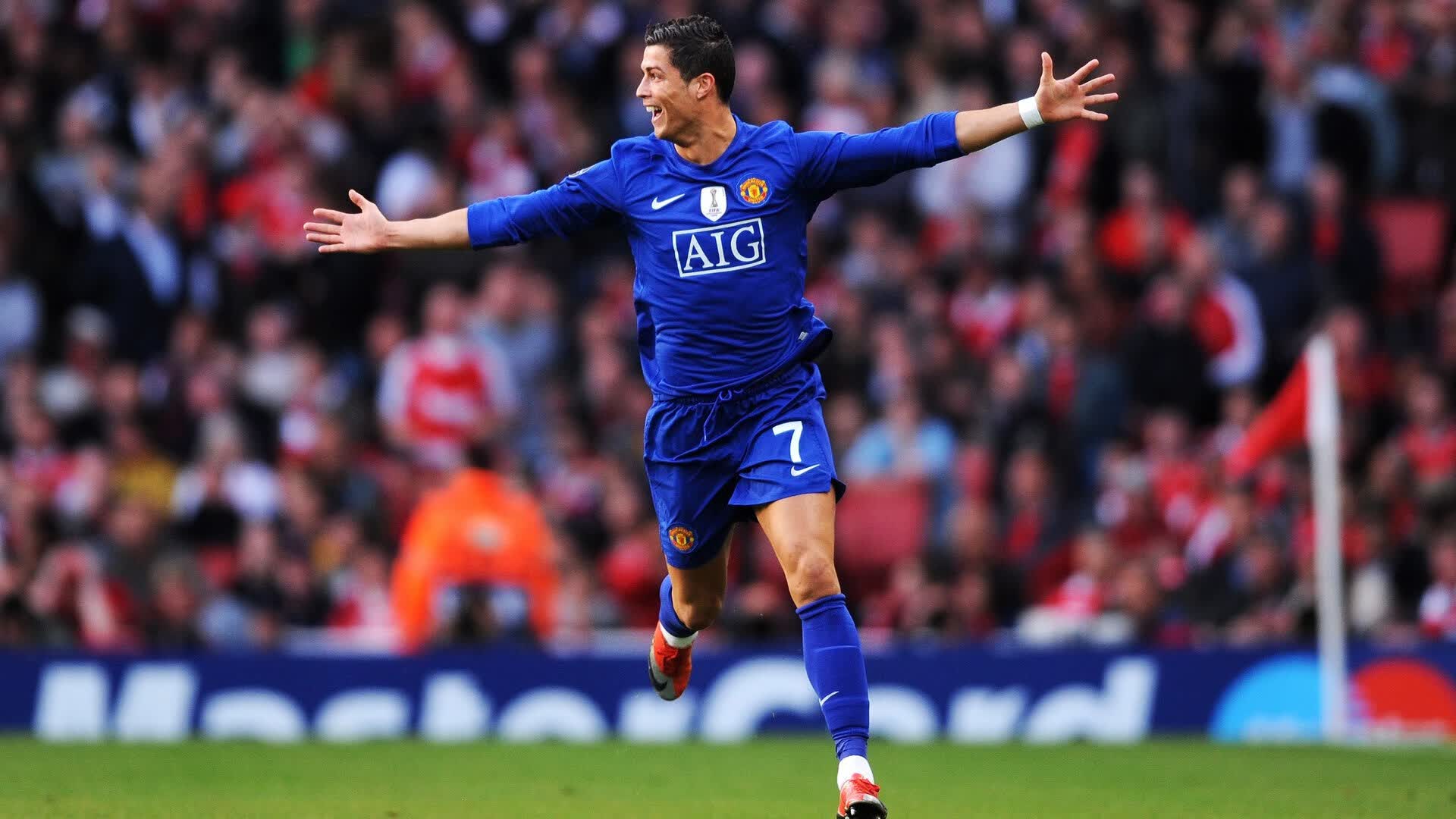 熊猫体育在线-巴黎的夜，东方的火，法国队钢铁洪流碾压太极虎，石宇奇一记重扣点燃整个赛场